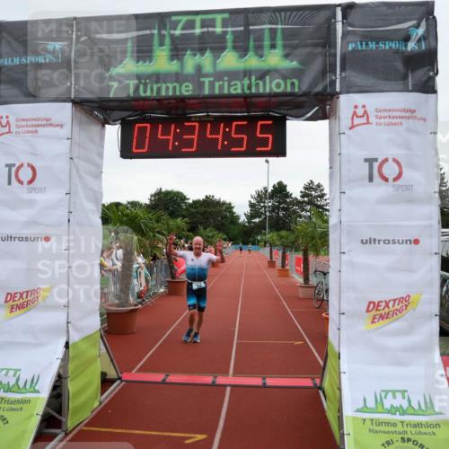 15.06.2025 - 7 Türme Triathlon Michael Strokosch http://msf.ph/oto/7999855 15.06.2025 14:34:55 Ziel 374, 421 meine-sportfotos.de