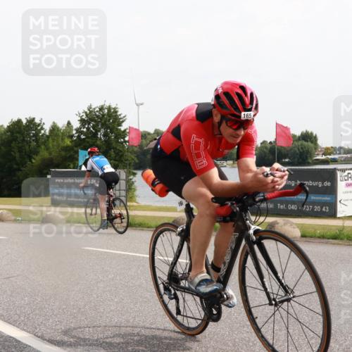 15.06.2025 - 27. Vierlanden-Triathlon H.Heesch http://msf.ph/oto/7999913 15.06.2025 10:27:30 Radfahren 165, 176, 492, 522, 549 meine-sportfotos.de