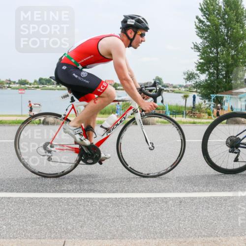 21.06.2025 - 27. Vierlanden-Triathlon H.Heesch http://msf.ph/oto/7999934 15.06.2025 12:32:34 Radfahren 766, 1004, 1006, 1007, 1008 meine-sportfotos.de