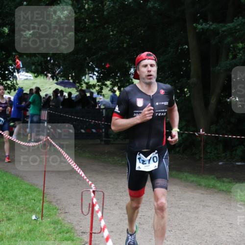 21.06.2025 - 27. Vierlanden-Triathlon Lena Gebhardt http://msf.ph/oto/8000002 15.06.2025 14:01:49 Laufen  meine-sportfotos.de