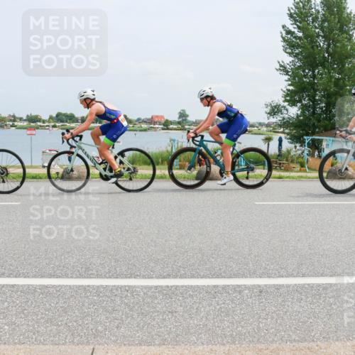 21.06.2025 - 27. Vierlanden-Triathlon H.Heesch http://msf.ph/oto/8000007 15.06.2025 12:32:52 Radfahren 1053, 1054, 1055, 1056 meine-sportfotos.de