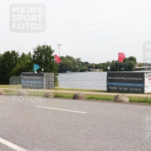 15.06.2025 - 27. Vierlanden-Triathlon H.Heesch http://msf.ph/oto/8000049 15.06.2025 10:27:38 Radfahren 510, 522, 628 meine-sportfotos.de