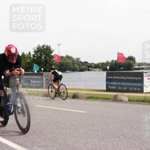 15.06.2025 - 27. Vierlanden-Triathlon H.Heesch http://msf.ph/oto/8000406 15.06.2025 10:27:48 Radfahren 75, 100, 505, 529, 552 meine-sportfotos.de