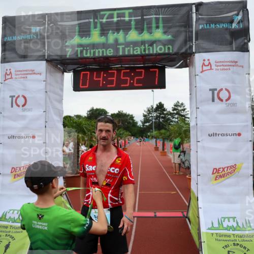 15.06.2025 - 7 Türme Triathlon Michael Strokosch http://msf.ph/oto/8000417 15.06.2025 14:35:27 Ziel 582 meine-sportfotos.de