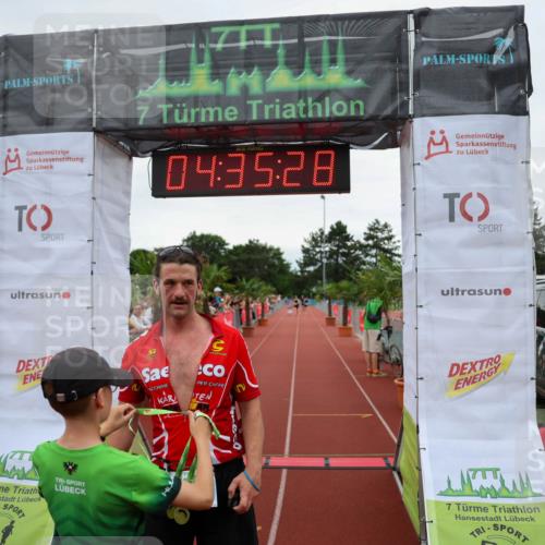 15.06.2025 - 7 Türme Triathlon Michael Strokosch http://msf.ph/oto/8000448 15.06.2025 14:35:27 Ziel 582 meine-sportfotos.de