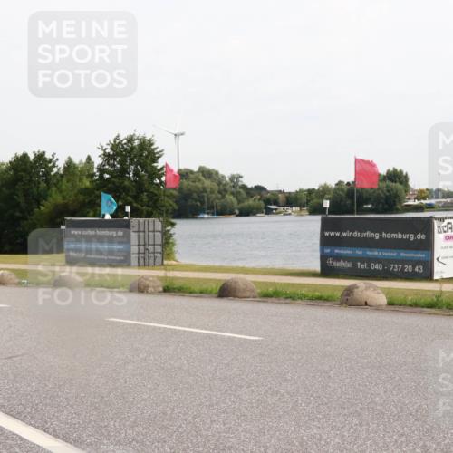 15.06.2025 - 27. Vierlanden-Triathlon H.Heesch http://msf.ph/oto/8000644 15.06.2025 10:27:55 Radfahren 49, 505, 529, 533, 552 meine-sportfotos.de