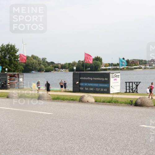 21.06.2025 - 27. Vierlanden-Triathlon H.Heesch http://msf.ph/oto/8000719 15.06.2025 11:42:33 Radfahren 48, 751, 762, 859 meine-sportfotos.de