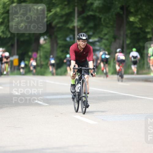 15.06.2025 - 7 Türme Triathlon Yannick Fuchs http://msf.ph/oto/8000810 15.06.2025 13:14:54 Radfahren 289, 297, 732 meine-sportfotos.de