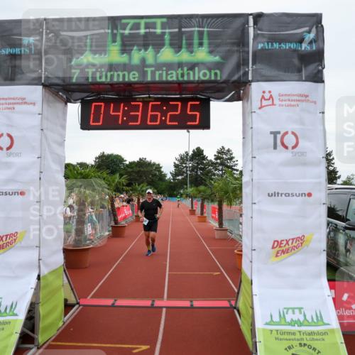 15.06.2025 - 7 Türme Triathlon Michael Strokosch http://msf.ph/oto/8000939 15.06.2025 14:36:25 Ziel 522 meine-sportfotos.de