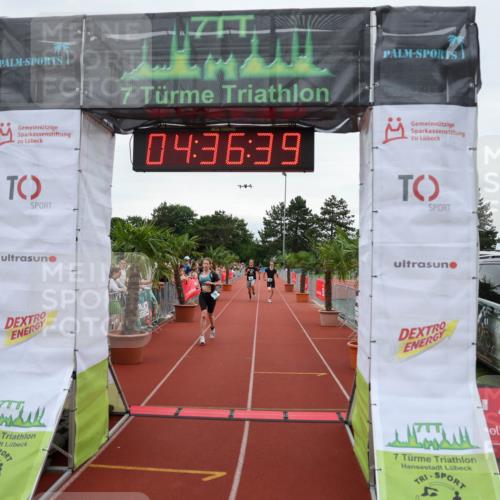 15.06.2025 - 7 Türme Triathlon Michael Strokosch http://msf.ph/oto/8001057 15.06.2025 14:36:39 Ziel 382, 555, 619 meine-sportfotos.de