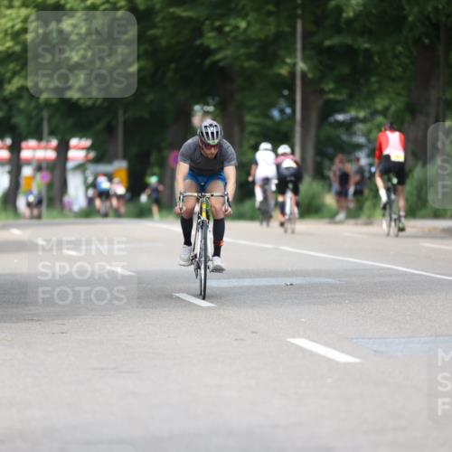 15.06.2025 - 7 Türme Triathlon Yannick Fuchs http://msf.ph/oto/8001096 15.06.2025 13:15:04 Radfahren 297, 337, 547, 662, 861, 925, 1001, 1058, 1118, 1126, 1128 meine-sportfotos.de