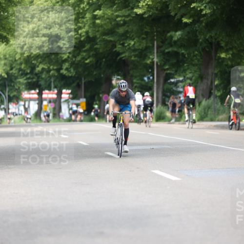 15.06.2025 - 7 Türme Triathlon Yannick Fuchs http://msf.ph/oto/8001106 15.06.2025 13:15:04 Radfahren 297, 337, 547, 662, 861, 925, 1001, 1058, 1118, 1126, 1128 meine-sportfotos.de