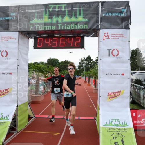 15.06.2025 - 7 Türme Triathlon Michael Strokosch http://msf.ph/oto/8001137 15.06.2025 14:36:42 Ziel 382, 555, 619 meine-sportfotos.de