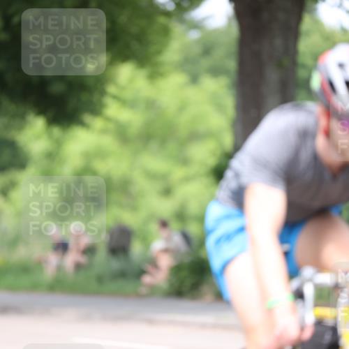 15.06.2025 - 7 Türme Triathlon Yannick Fuchs http://msf.ph/oto/8001187 15.06.2025 13:15:06 Radfahren 337, 547, 662, 861, 888, 925, 1001, 1058, 1118, 1126, 1128 meine-sportfotos.de