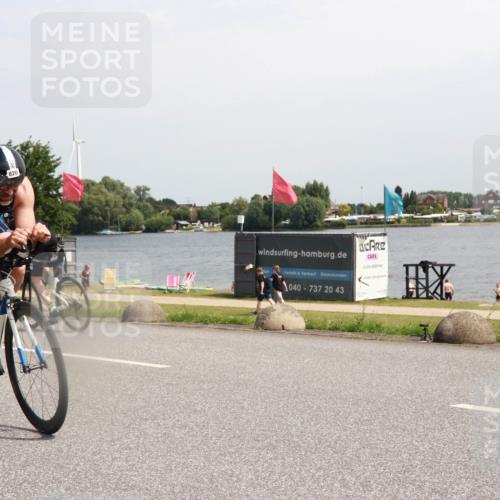 21.06.2025 - 27. Vierlanden-Triathlon H.Heesch http://msf.ph/oto/8001199 15.06.2025 11:44:03 Radfahren 691, 793, 820, 837 meine-sportfotos.de