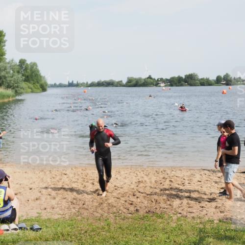 21.06.2025 - 27. Vierlanden-Triathlon MichiJ http://msf.ph/oto/8001246 15.06.2026 10:04:23 Schwimmen 416, 426, 453, 464 meine-sportfotos.de