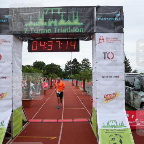 15.06.2025 - 7 Türme Triathlon Michael Strokosch http://msf.ph/oto/8001360 15.06.2025 14:37:14 Ziel 557 meine-sportfotos.de
