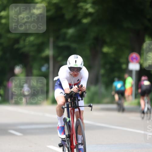 15.06.2025 - 7 Türme Triathlon Yannick Fuchs http://msf.ph/oto/8001410 15.06.2025 13:15:31 Radfahren 477, 629, 749, 898, 1036, 1050, 1051 meine-sportfotos.de
