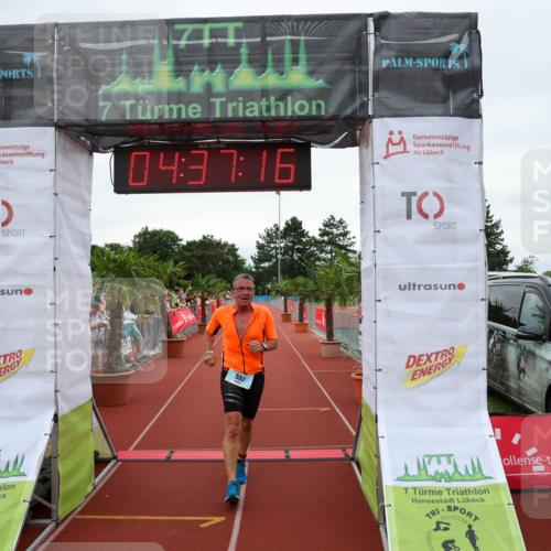 15.06.2025 - 7 Türme Triathlon Michael Strokosch http://msf.ph/oto/8001419 15.06.2025 14:37:16 Ziel 557 meine-sportfotos.de