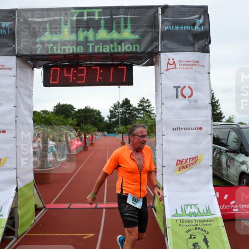 15.06.2025 - 7 Türme Triathlon Michael Strokosch http://msf.ph/oto/8001483 15.06.2025 14:37:17 Ziel 557 meine-sportfotos.de