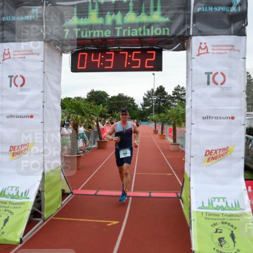 15.06.2025 - 7 Türme Triathlon Michael Strokosch http://msf.ph/oto/8001979 15.06.2025 14:37:51 Ziel 353, 440, 662, 1170 meine-sportfotos.de