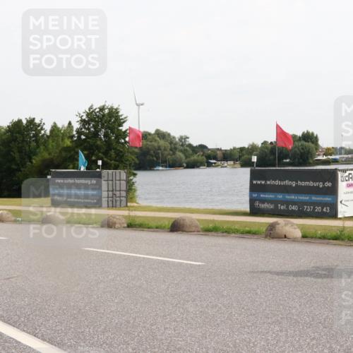 15.06.2025 - 27. Vierlanden-Triathlon H.Heesch http://msf.ph/oto/8001986 15.06.2025 10:28:23 Radfahren 242, 405, 536 meine-sportfotos.de