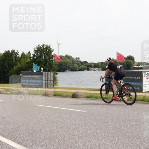 15.06.2025 - 27. Vierlanden-Triathlon H.Heesch http://msf.ph/oto/8002124 15.06.2025 10:28:31 Radfahren 108, 568 meine-sportfotos.de