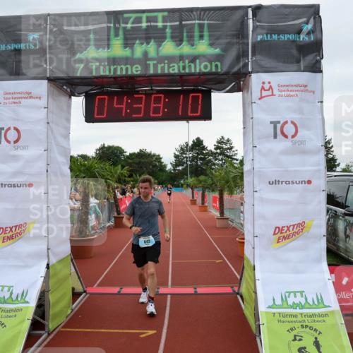 15.06.2025 - 7 Türme Triathlon Michael Strokosch http://msf.ph/oto/8002143 15.06.2025 14:38:10 Ziel 643 meine-sportfotos.de