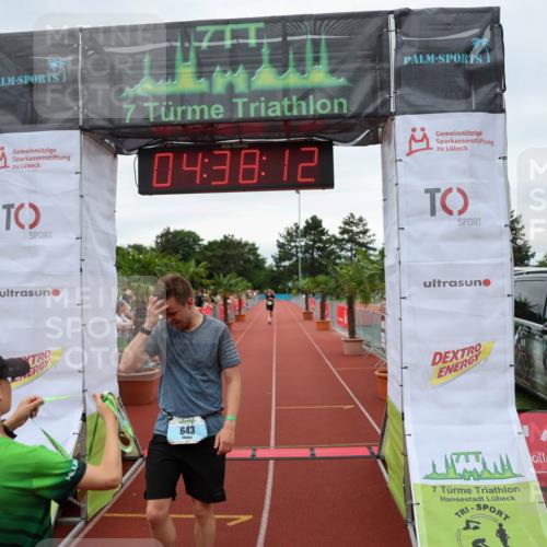 15.06.2025 - 7 Türme Triathlon Michael Strokosch http://msf.ph/oto/8002189 15.06.2025 14:38:11 Ziel 643 meine-sportfotos.de
