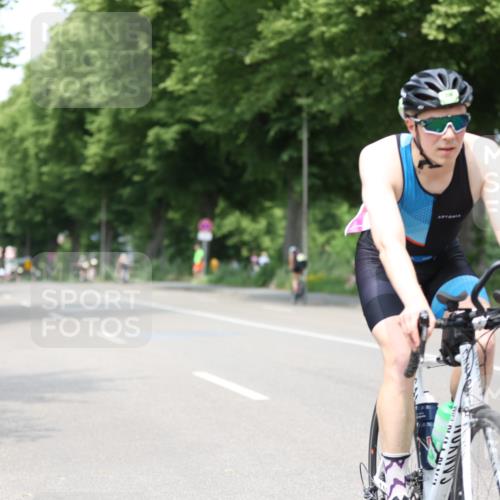 15.06.2025 - 7 Türme Triathlon Yannick Fuchs http://msf.ph/oto/8002240 15.06.2025 13:16:02 Radfahren 213, 236, 258, 326, 368, 565, 645, 781, 903, 905, 1179 meine-sportfotos.de