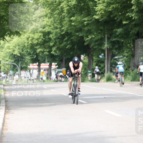 15.06.2025 - 7 Türme Triathlon Yannick Fuchs http://msf.ph/oto/8002862 15.06.2025 13:16:27 Radfahren 490, 729, 911, 931, 934 meine-sportfotos.de