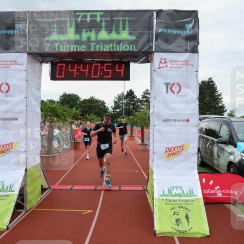 15.06.2025 - 7 Türme Triathlon Michael Strokosch http://msf.ph/oto/8003111 15.06.2025 14:40:53 Ziel 415, 487, 641 meine-sportfotos.de