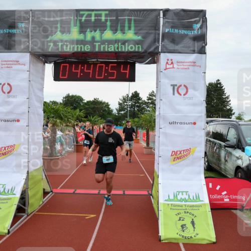 15.06.2025 - 7 Türme Triathlon Michael Strokosch http://msf.ph/oto/8003127 15.06.2025 14:40:54 Ziel 415, 487, 641 meine-sportfotos.de