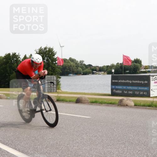 15.06.2025 - 27. Vierlanden-Triathlon H.Heesch http://msf.ph/oto/8003152 15.06.2025 10:29:04 Radfahren 104, 302, 313, 488 meine-sportfotos.de