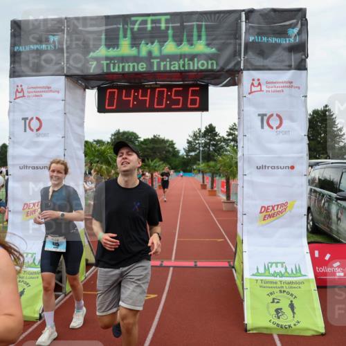 15.06.2025 - 7 Türme Triathlon Michael Strokosch http://msf.ph/oto/8003239 15.06.2025 14:40:56 Ziel 415, 487, 596, 641 meine-sportfotos.de