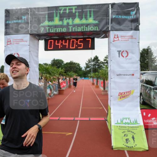 15.06.2025 - 7 Türme Triathlon Michael Strokosch http://msf.ph/oto/8003270 15.06.2025 14:40:56 Ziel 415, 487, 596, 641 meine-sportfotos.de