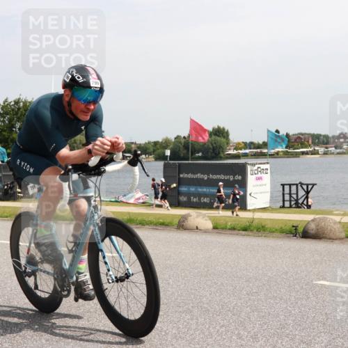 21.06.2025 - 27. Vierlanden-Triathlon H.Heesch http://msf.ph/oto/8003494 15.06.2025 11:49:03 Radfahren 799, 836, 846, 968 meine-sportfotos.de