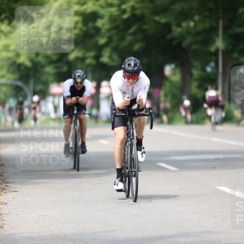 15.06.2025 - 7 Türme Triathlon Yannick Fuchs http://msf.ph/oto/8003621 15.06.2025 13:17:02 Radfahren 366, 563, 583, 706, 960, 1188 meine-sportfotos.de
