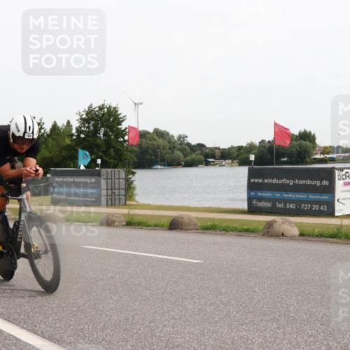 15.06.2025 - 27. Vierlanden-Triathlon H.Heesch http://msf.ph/oto/8003627 15.06.2025 10:30:18 Radfahren 38, 185, 210, 539, 602 meine-sportfotos.de