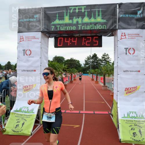 15.06.2025 - 7 Türme Triathlon Michael Strokosch http://msf.ph/oto/8003638 15.06.2025 14:41:25 Ziel 520, 1118 meine-sportfotos.de