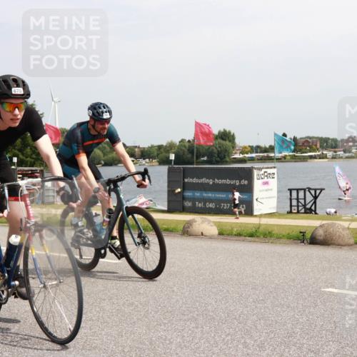 21.06.2025 - 27. Vierlanden-Triathlon H.Heesch http://msf.ph/oto/8003671 15.06.2025 11:50:20 Radfahren 670, 729, 731, 766, 783 meine-sportfotos.de