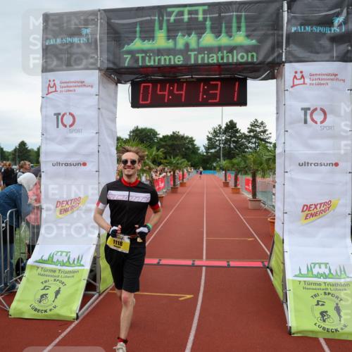 15.06.2025 - 7 Türme Triathlon Michael Strokosch http://msf.ph/oto/8003700 15.06.2025 14:41:31 Ziel 520, 1118 meine-sportfotos.de