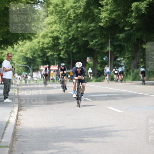15.06.2025 - 7 Türme Triathlon Yannick Fuchs http://msf.ph/oto/8003770 15.06.2025 13:17:07 Radfahren 445, 563, 566, 893, 1039, 1062 meine-sportfotos.de