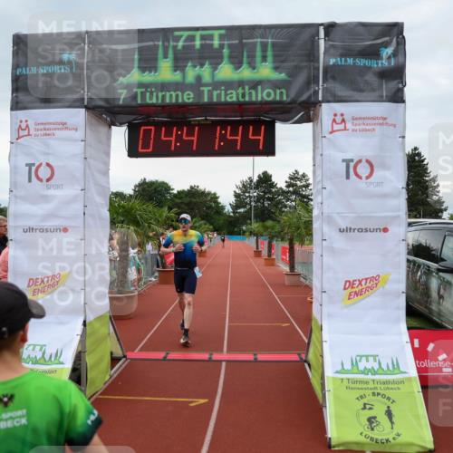 15.06.2025 - 7 Türme Triathlon Michael Strokosch http://msf.ph/oto/8003813 15.06.2025 14:41:44 Ziel 456 meine-sportfotos.de