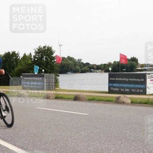 15.06.2025 - 27. Vierlanden-Triathlon H.Heesch http://msf.ph/oto/8003837 15.06.2025 10:31:05 Radfahren 11, 111, 135, 207, 303, 356, 474 meine-sportfotos.de