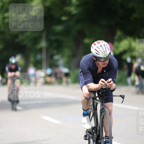 15.06.2025 - 7 Türme Triathlon Yannick Fuchs http://msf.ph/oto/8003885 15.06.2025 13:17:09 Radfahren 445, 563, 566, 893, 1039, 1062 meine-sportfotos.de
