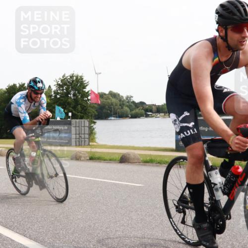 15.06.2025 - 27. Vierlanden-Triathlon H.Heesch http://msf.ph/oto/8003947 15.06.2025 10:31:17 Radfahren 255, 267, 297, 310, 578 meine-sportfotos.de