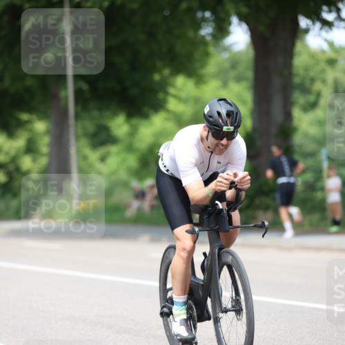 15.06.2025 - 7 Türme Triathlon Yannick Fuchs http://msf.ph/oto/8004010 15.06.2025 13:17:12 Radfahren 397, 445, 541, 566, 756, 893, 1039, 1062 meine-sportfotos.de