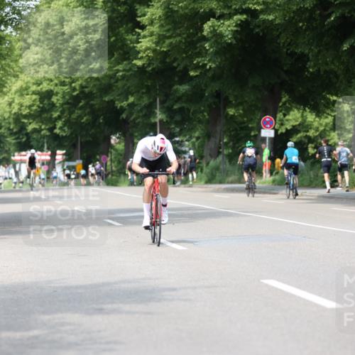 15.06.2025 - 7 Türme Triathlon Yannick Fuchs http://msf.ph/oto/8004157 15.06.2025 13:17:17 Radfahren 397, 541, 756, 819, 823 meine-sportfotos.de