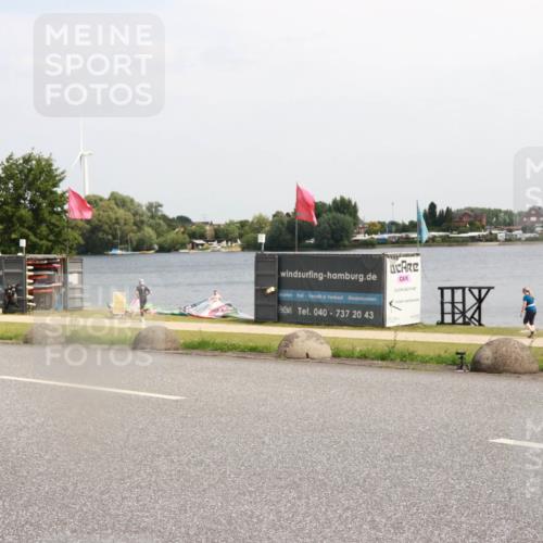 21.06.2025 - 27. Vierlanden-Triathlon H.Heesch http://msf.ph/oto/8004253 15.06.2025 11:54:21 Radfahren 753, 874 meine-sportfotos.de